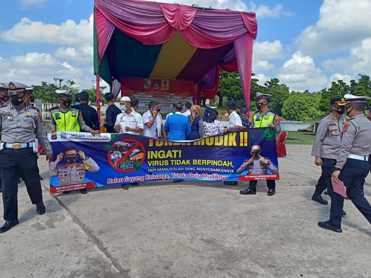 HARI BURUH SEDUNIA PEMKAB TUBABA GANDENG POLRES BERBAGI KEBAIKAN